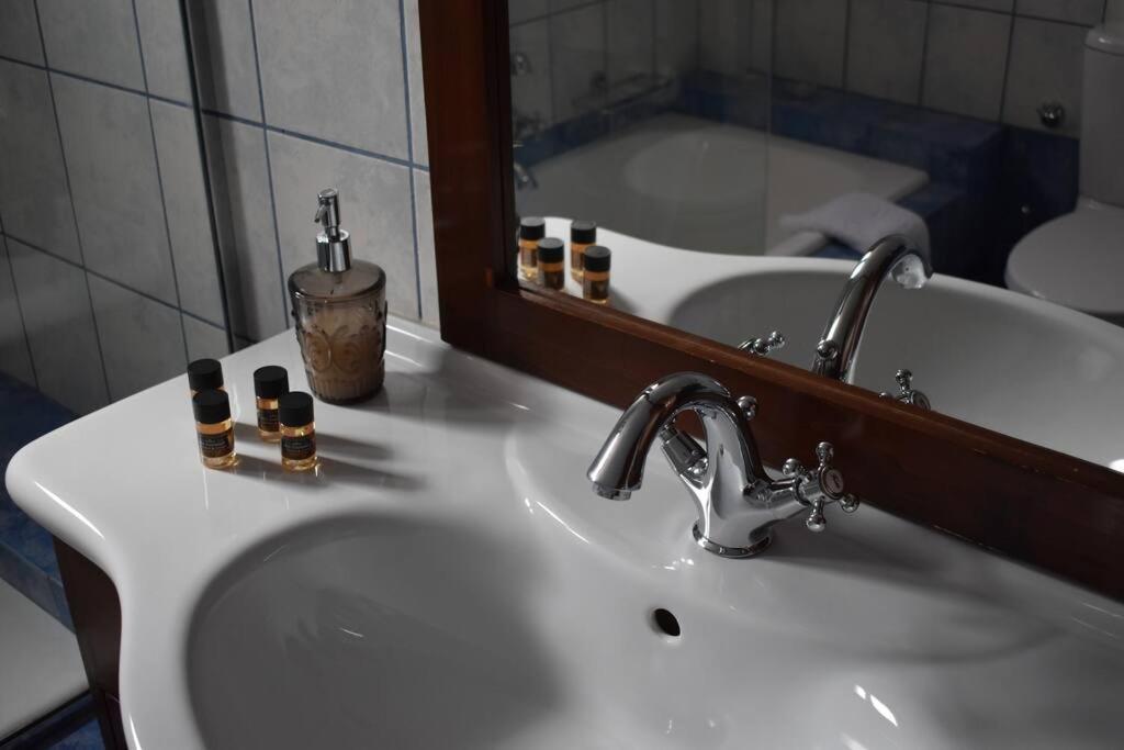 Ampelos Hillside Villa 아크라타 외부 사진