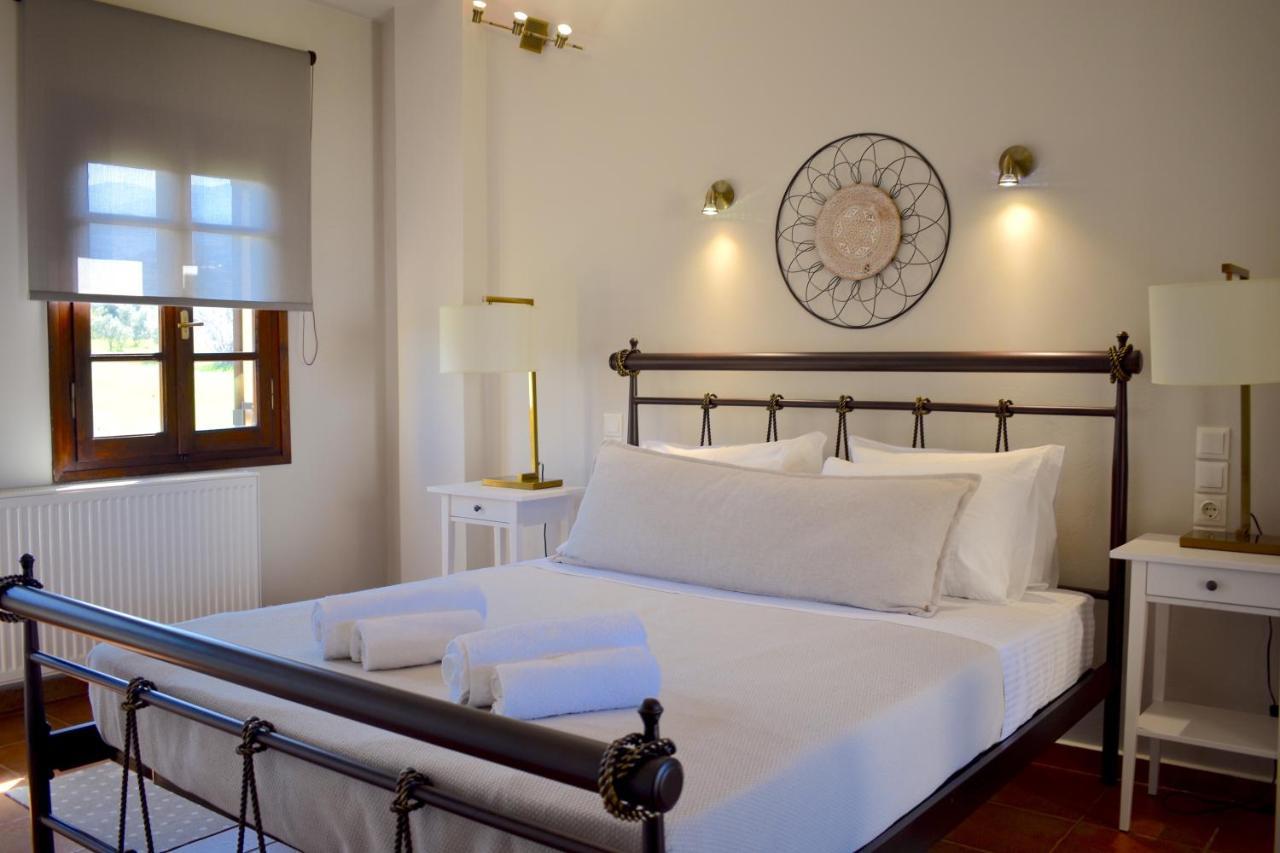 Ampelos Hillside Villa 아크라타 외부 사진