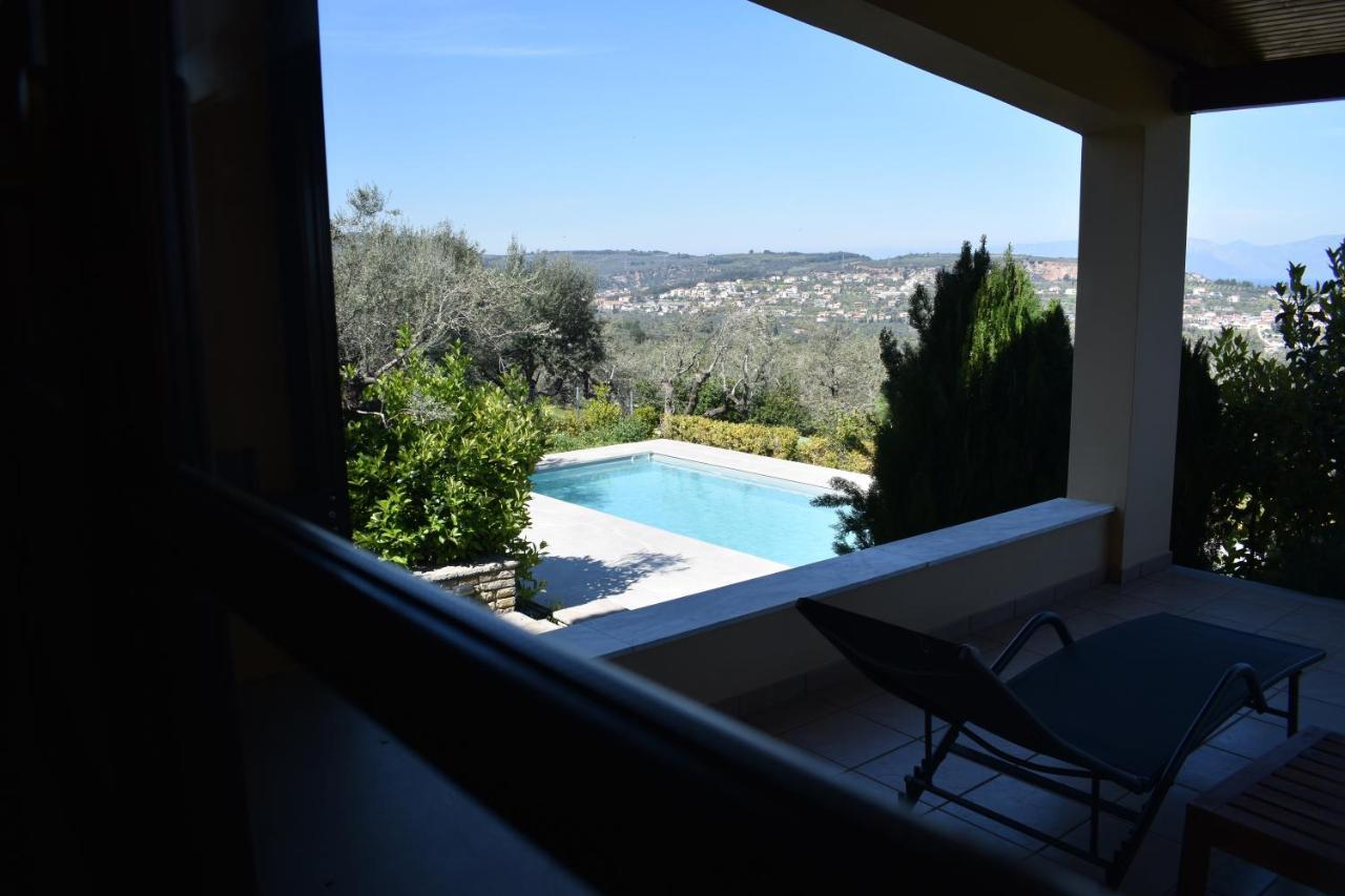 Ampelos Hillside Villa 아크라타 외부 사진