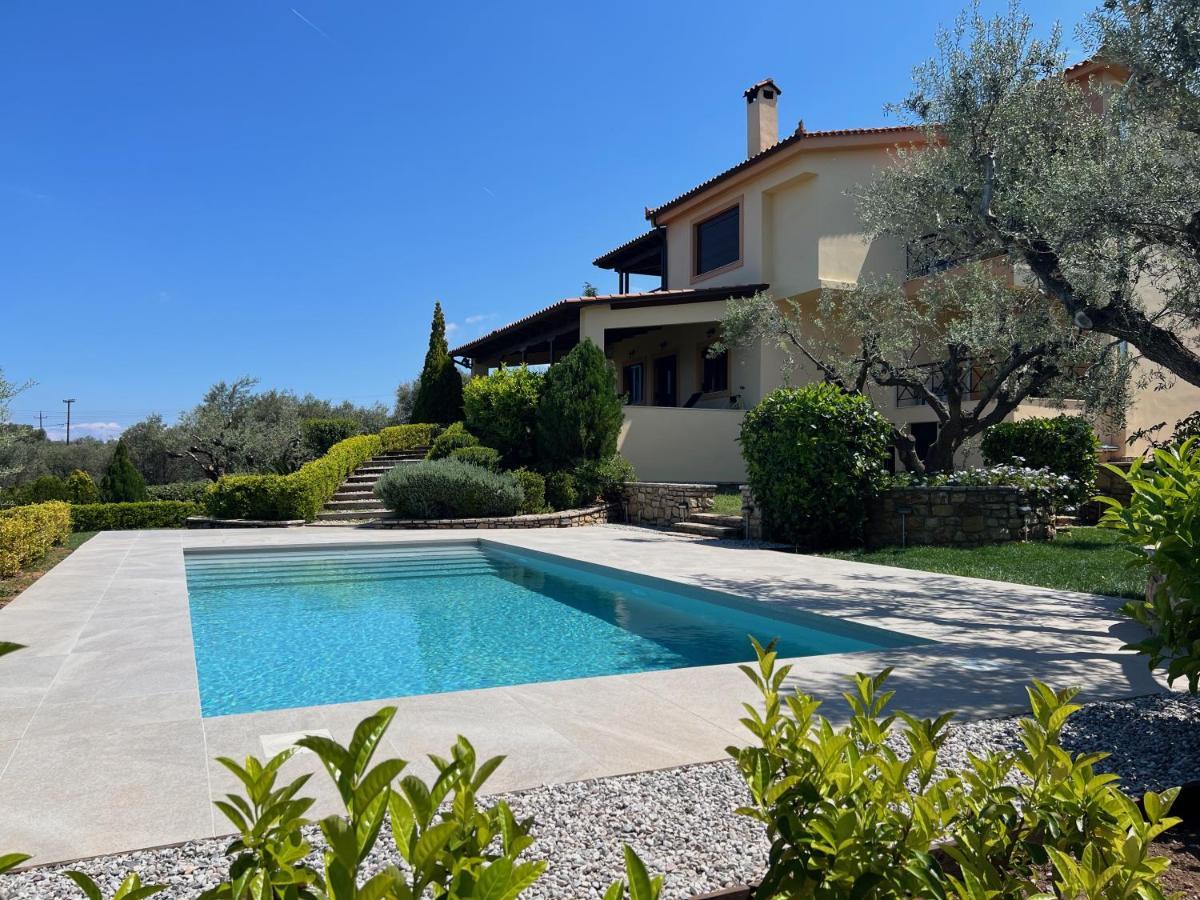 Ampelos Hillside Villa 아크라타 외부 사진